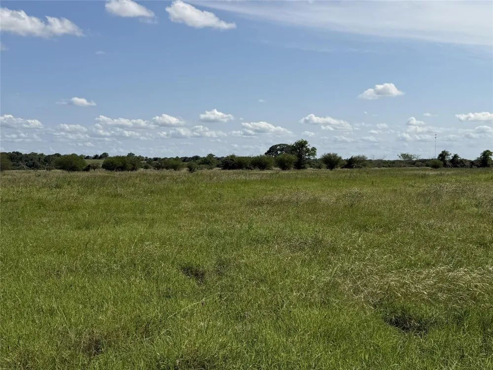 3 Farm To Market Road 532 Weimar, TX 78962