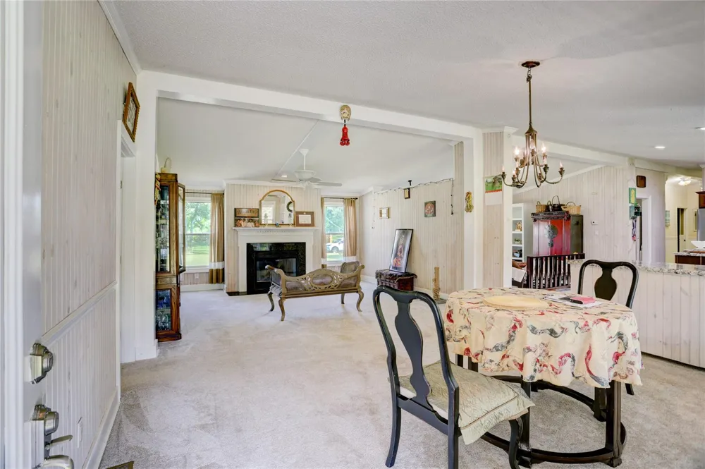 11935 County Road 160 Boling, TX 77420