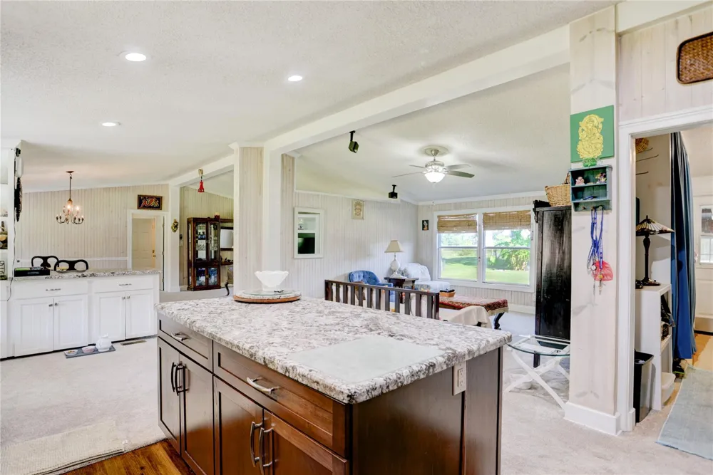 11935 County Road 160 Boling, TX 77420