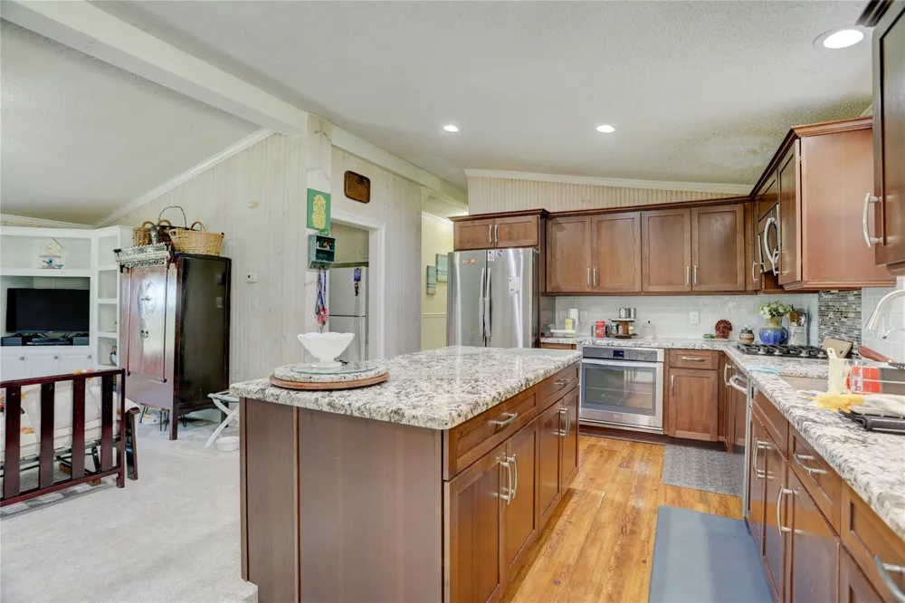 11935 County Road 160 Boling, TX 77420