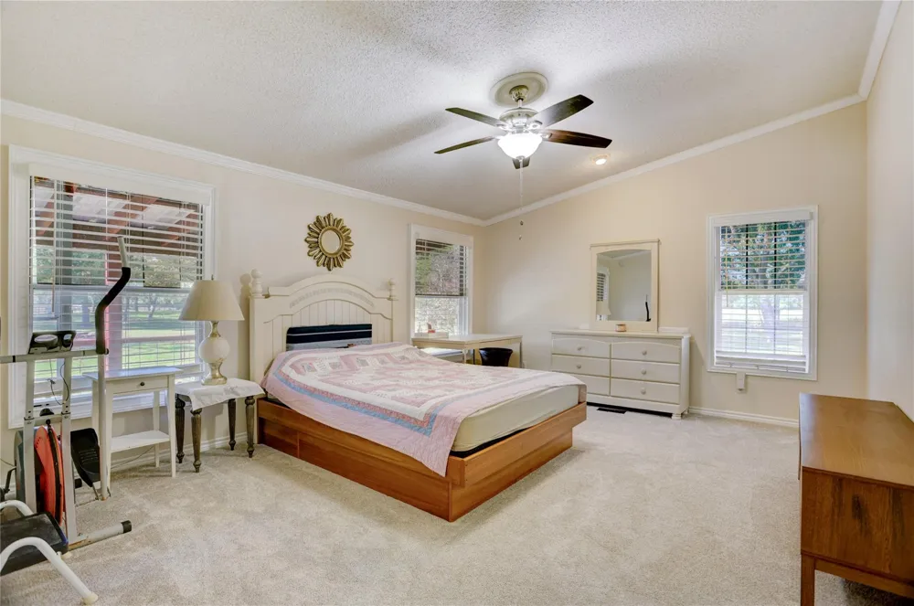 11935 County Road 160 Boling, TX 77420