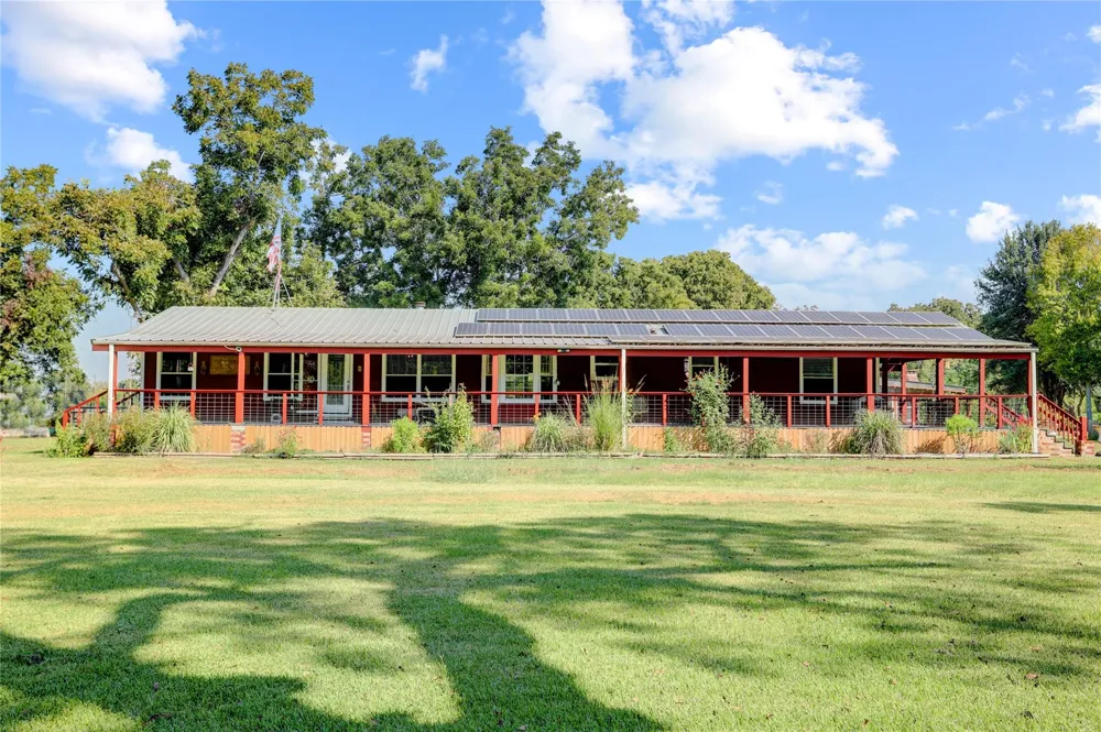 11935 County Road 160 Boling, TX 77420
