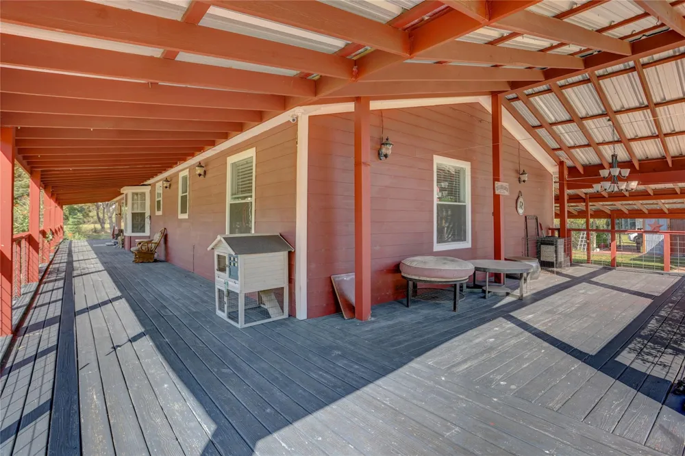 11935 County Road 160 Boling, TX 77420