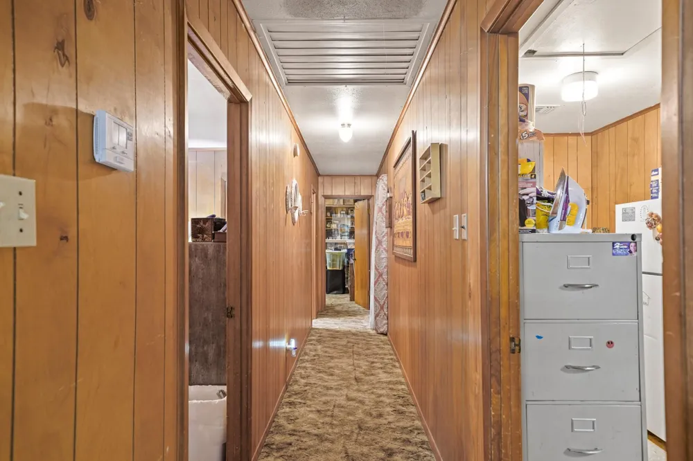 5913 County Road 225 East Bernard, TX 77435