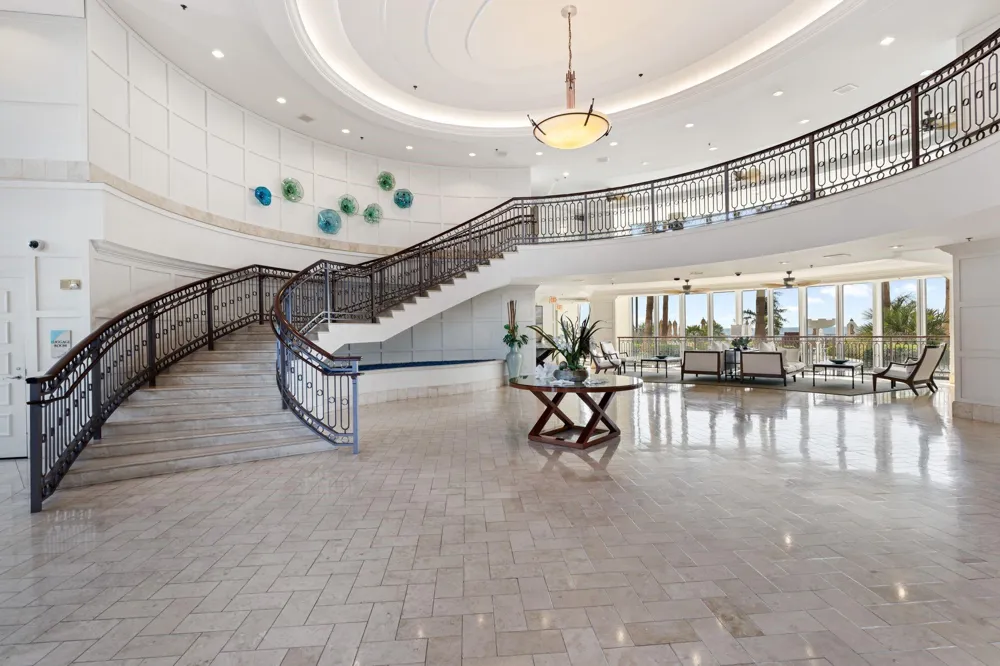 801 E Beach Drive #TW2606 Galveston, TX 77550