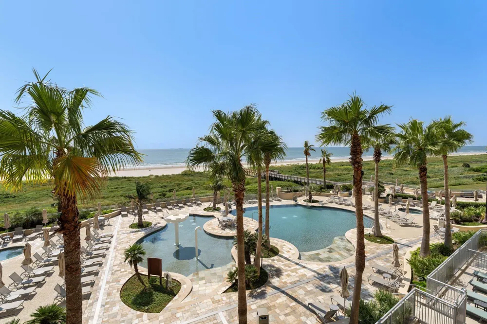 801 E Beach Drive #TW2606 Galveston, TX 77550