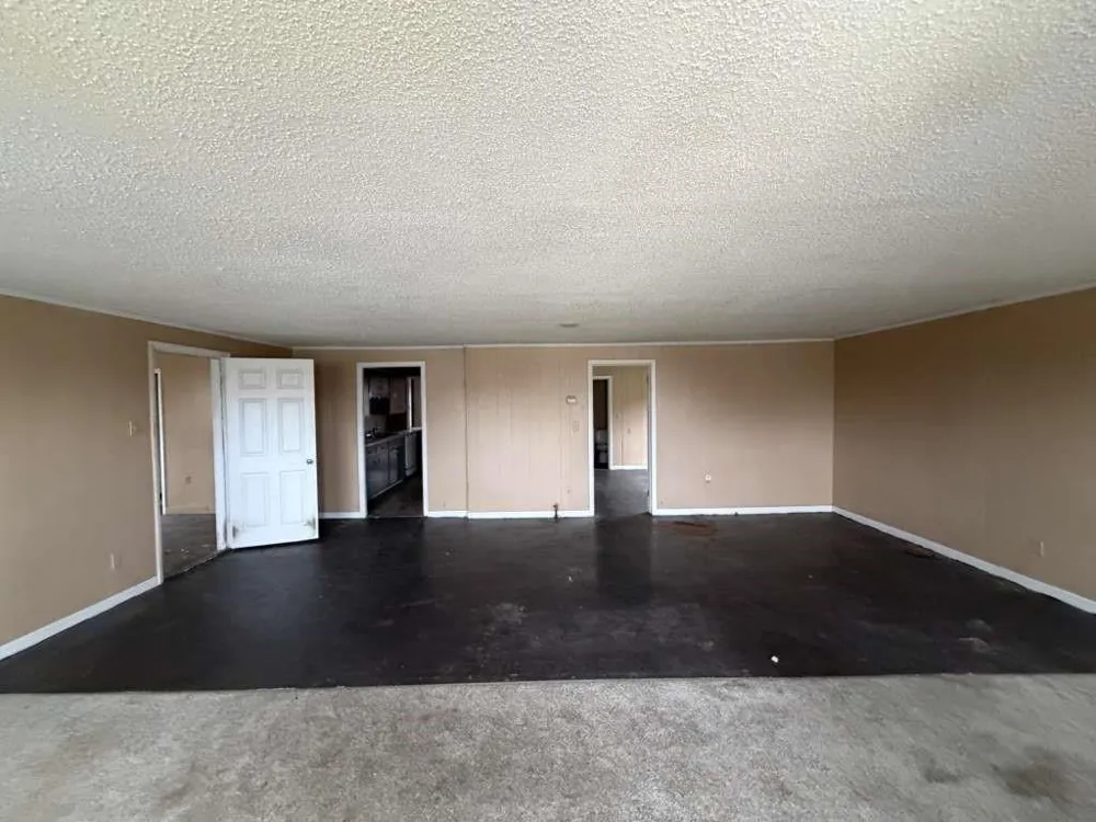 608 E Lee Street Rotan, TX 79546