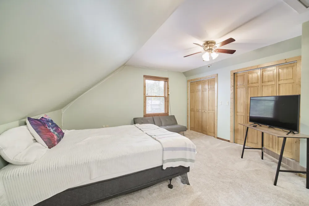 6124 Larson Road Fountain, MI 49410