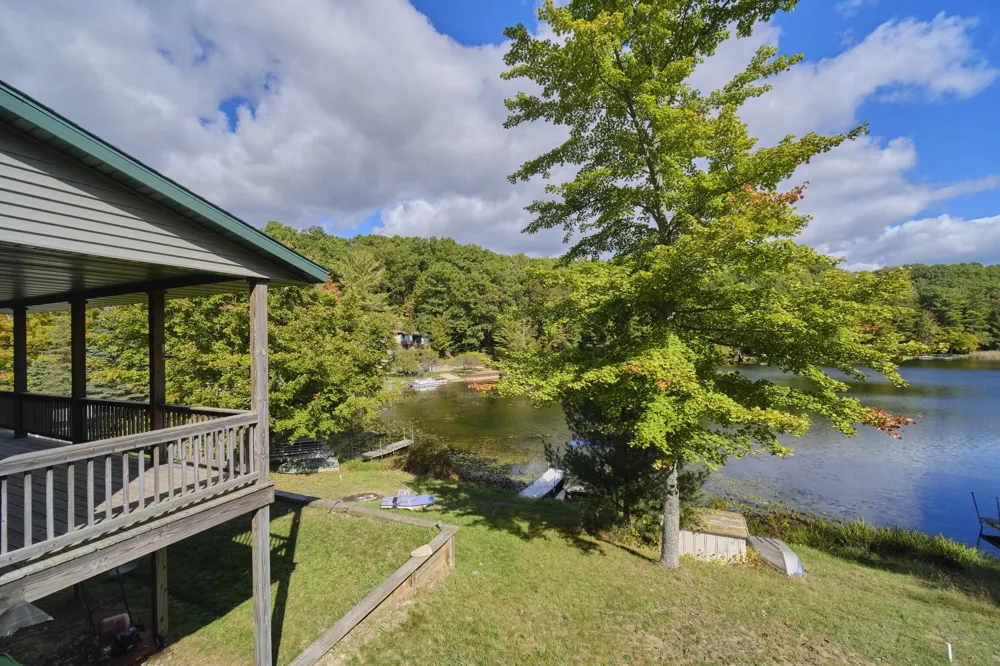6124 Larson Road Fountain, MI 49410