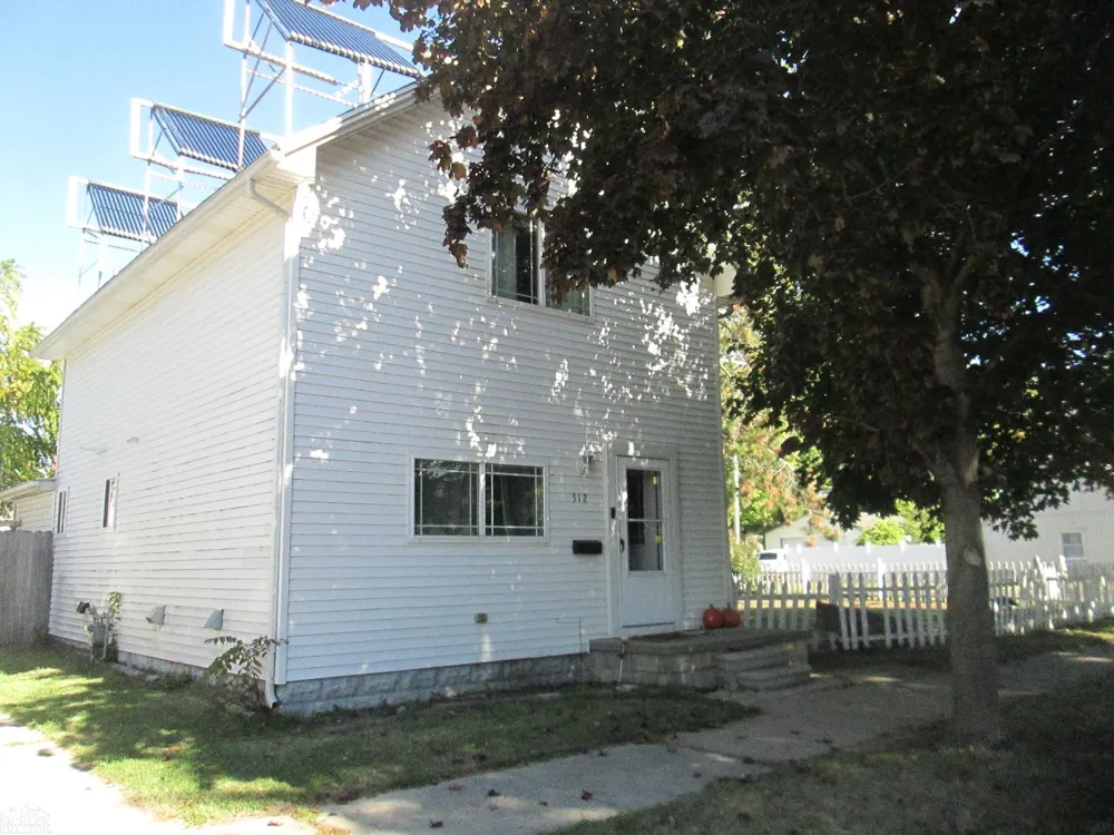 312 Bruce Street Marine City City, MI 48039