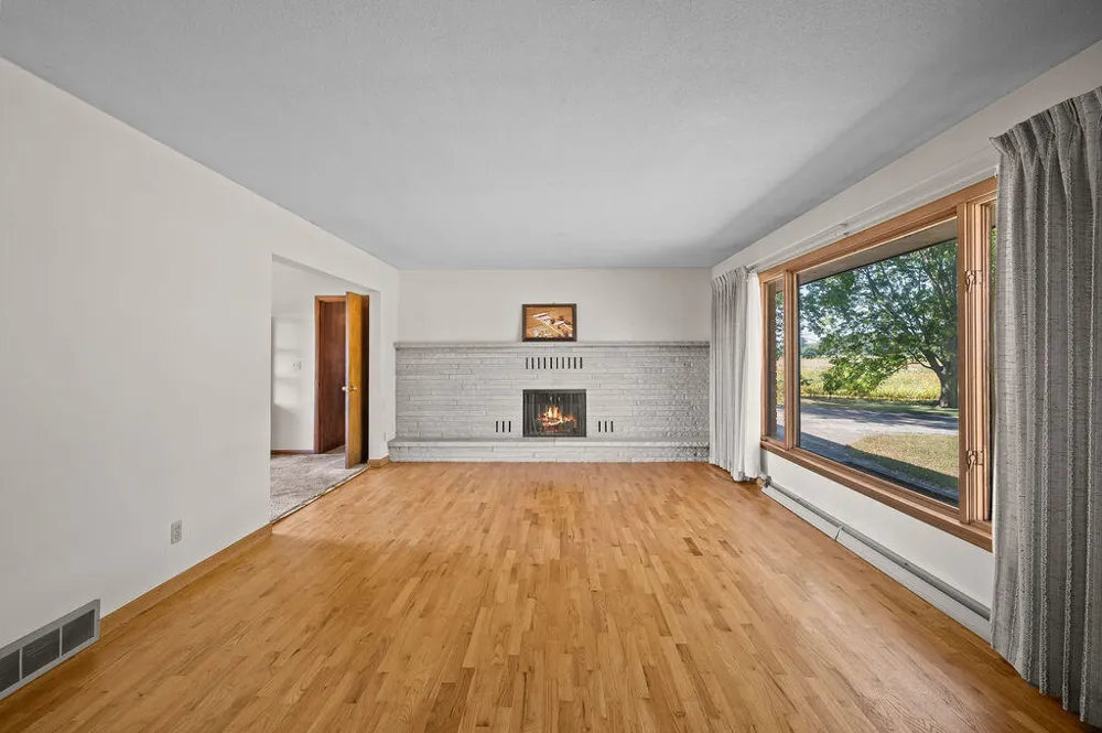 2362 Browntown Road Weesaw Township, MI 49101