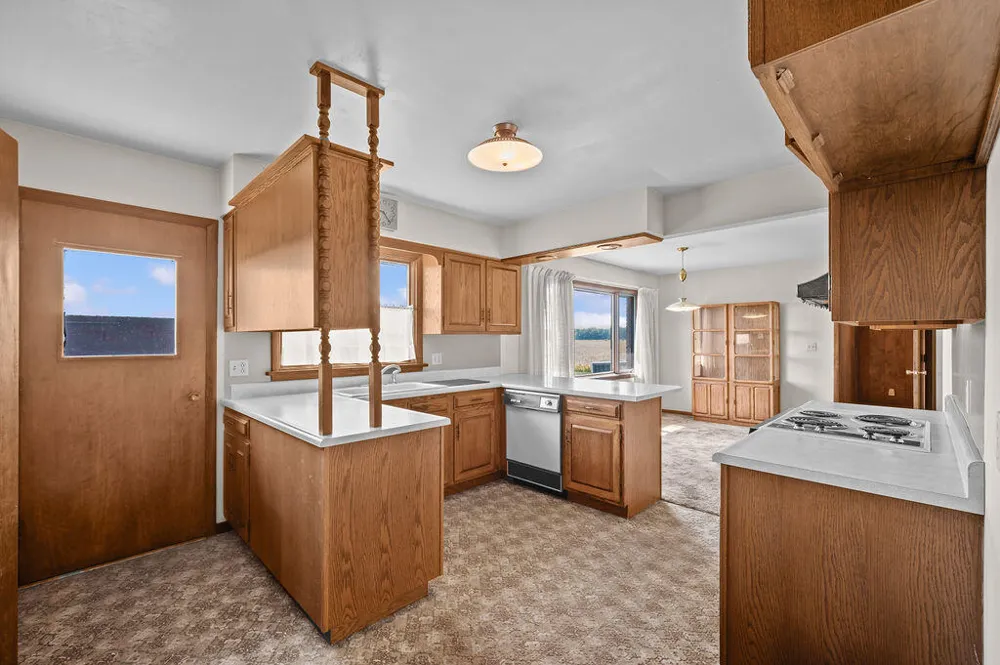 2362 Browntown Road Weesaw Township, MI 49101