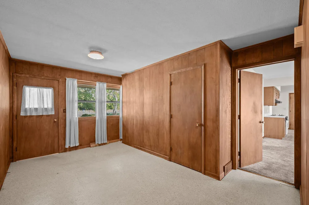 2362 Browntown Road Weesaw Township, MI 49101