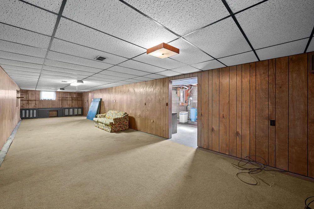 2362 Browntown Road Weesaw Township, MI 49101