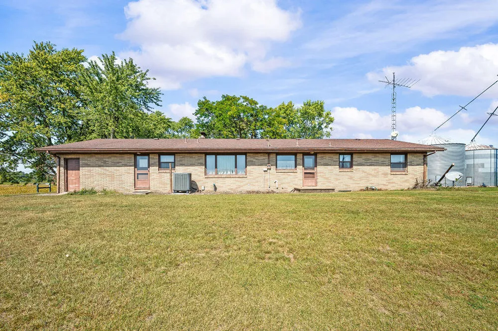 2362 Browntown Road Weesaw Township, MI 49101