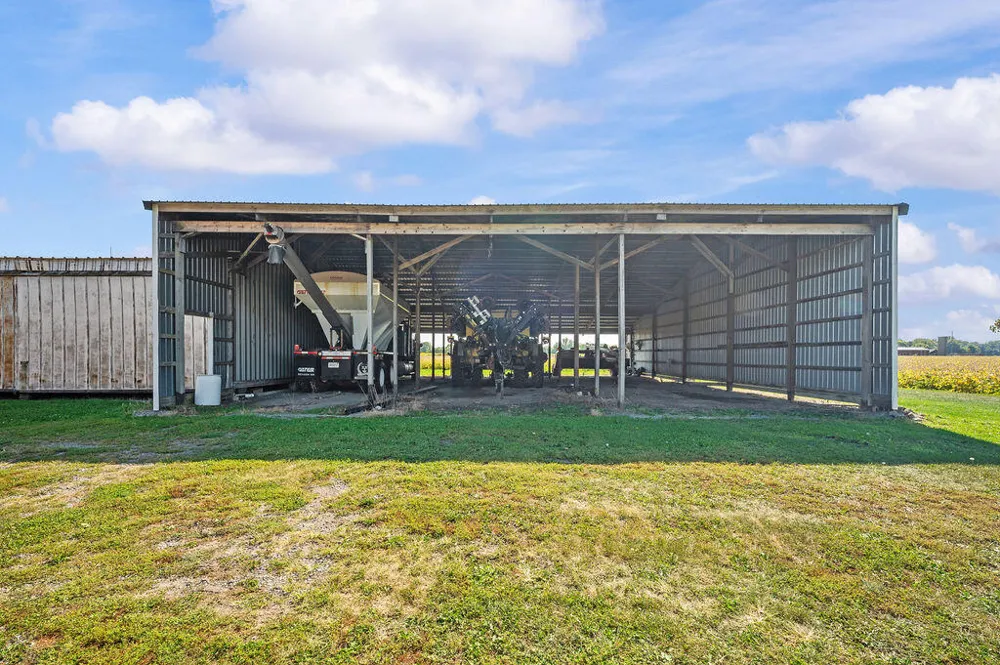 2362 Browntown Road Weesaw Township, MI 49101