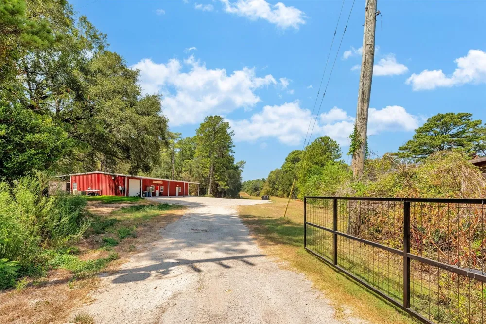 1237 Pruitt Road Spring, TX 77380