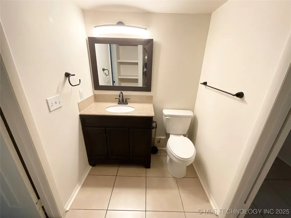 304 5th Street Jay, OK 74346