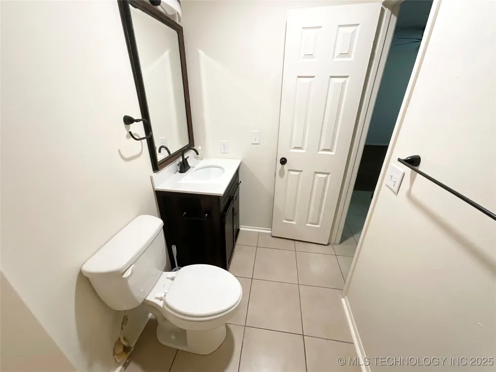 304 5th Street Jay, OK 74346