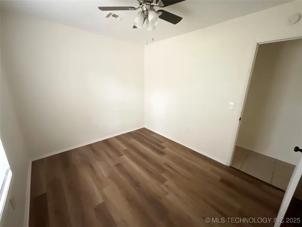 304 5th Street Jay, OK 74346