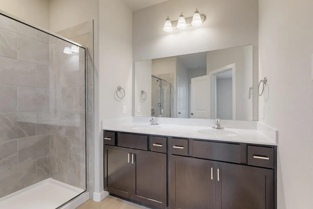 1828 Summer Aura Mesquite, TX 75181