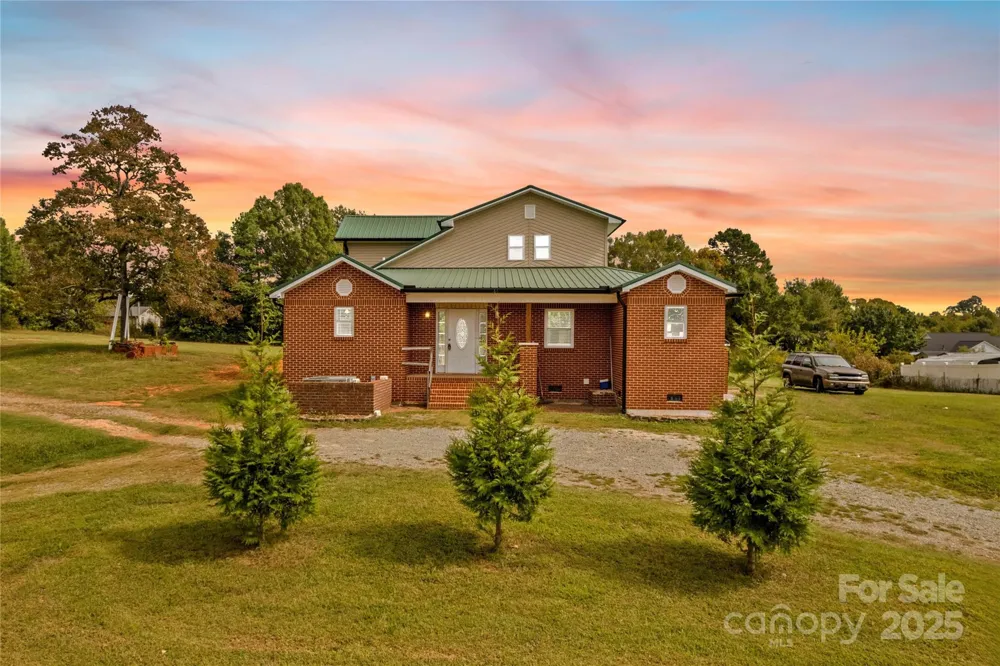 106 Emlee Street Lexington, NC 27295