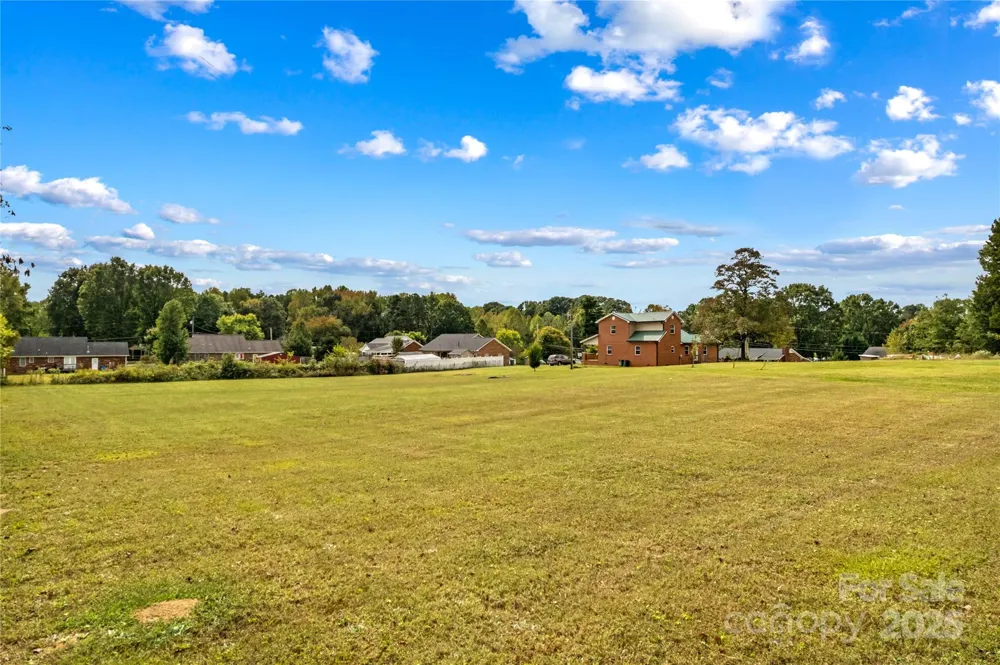 106 Emlee Street Lexington, NC 27295