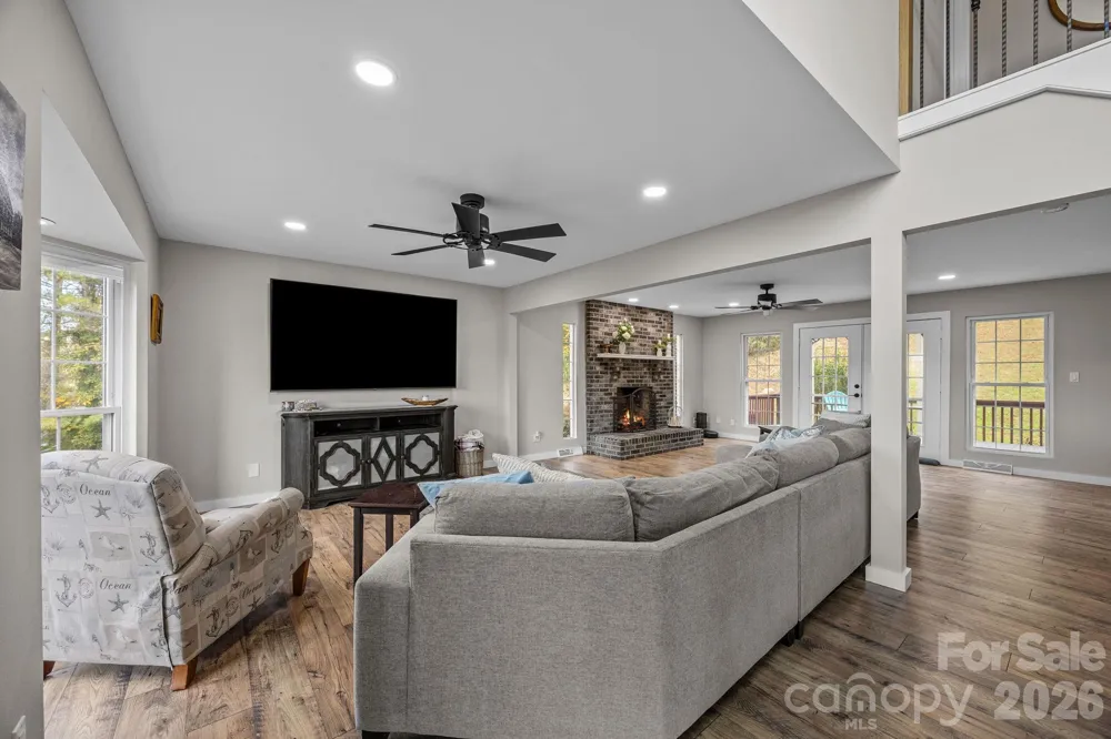 235 Petersburg View Drive Marshall, NC 28753