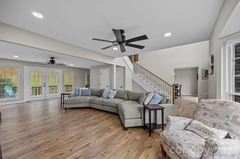 235 Petersburg View Drive Marshall, NC 28753