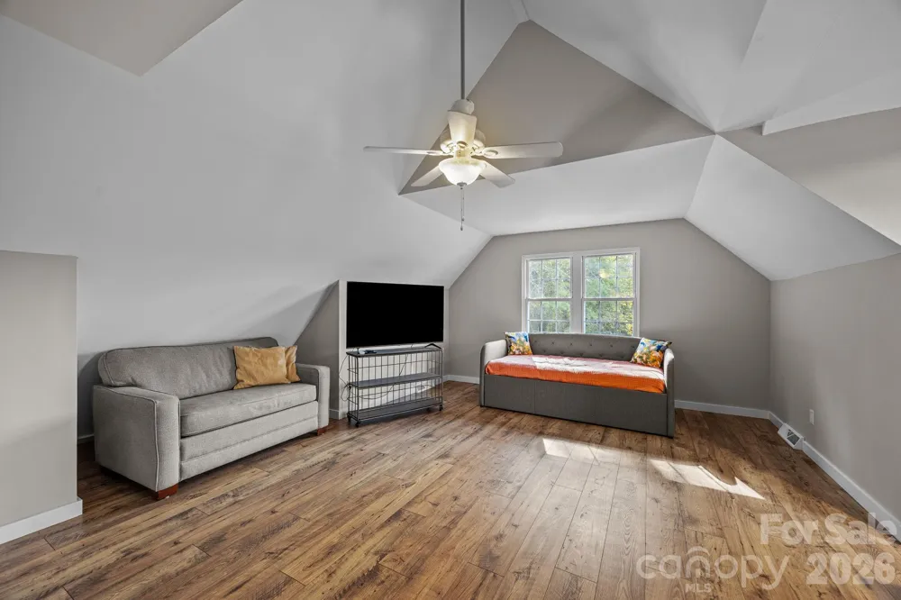 235 Petersburg View Drive Marshall, NC 28753