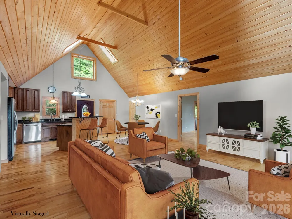 346 Appaloosa Trail Burnsville, NC 28714