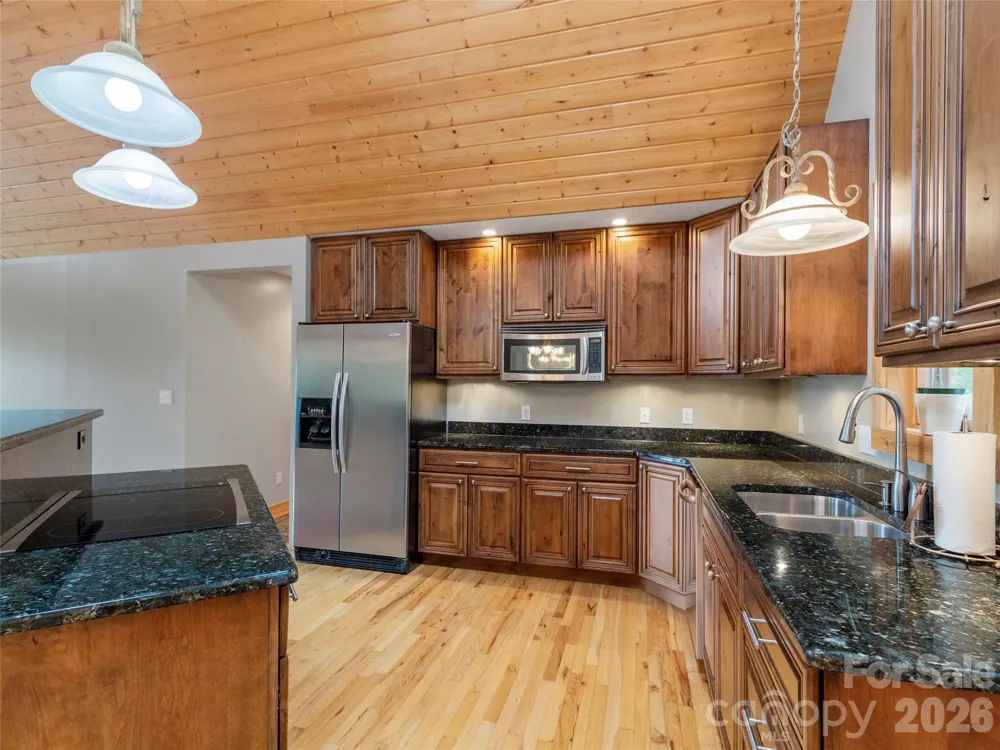 346 Appaloosa Trail Burnsville, NC 28714