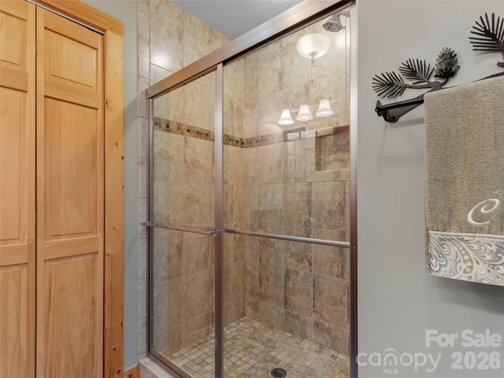 346 Appaloosa Trail Burnsville, NC 28714