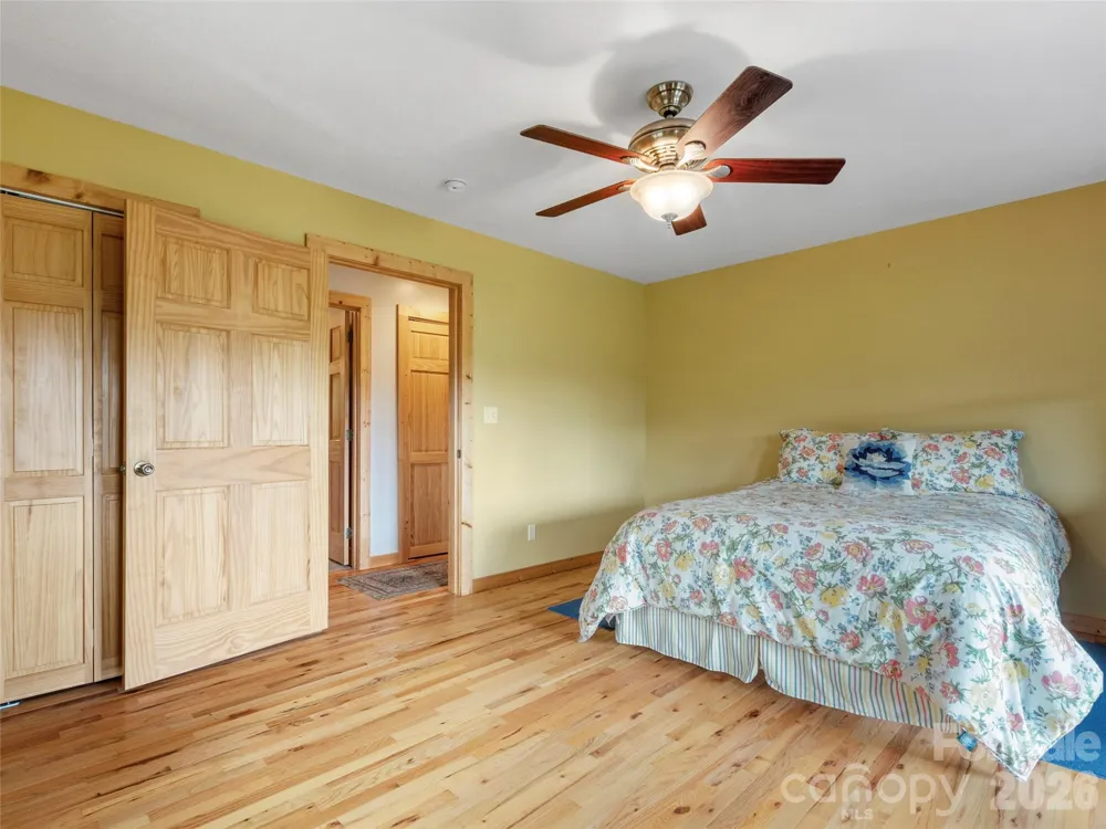 346 Appaloosa Trail Burnsville, NC 28714