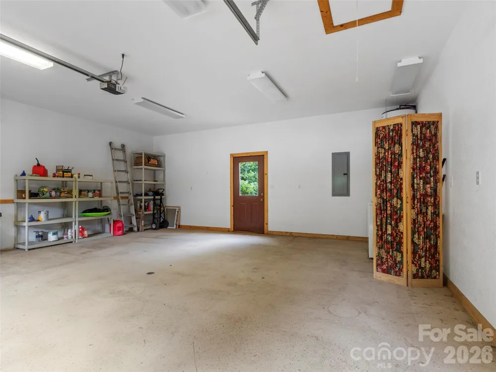346 Appaloosa Trail Burnsville, NC 28714