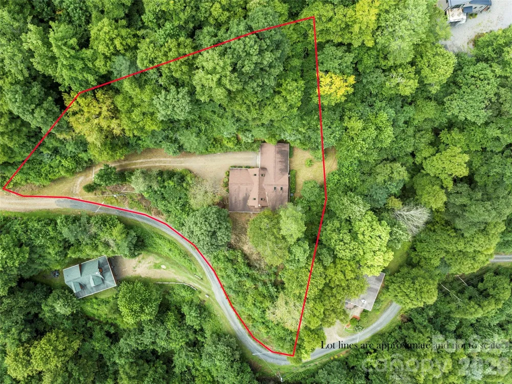 346 Appaloosa Trail Burnsville, NC 28714