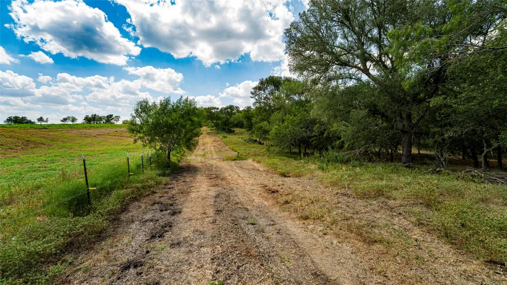 3980 Fm 3158 Dale, TX 78616