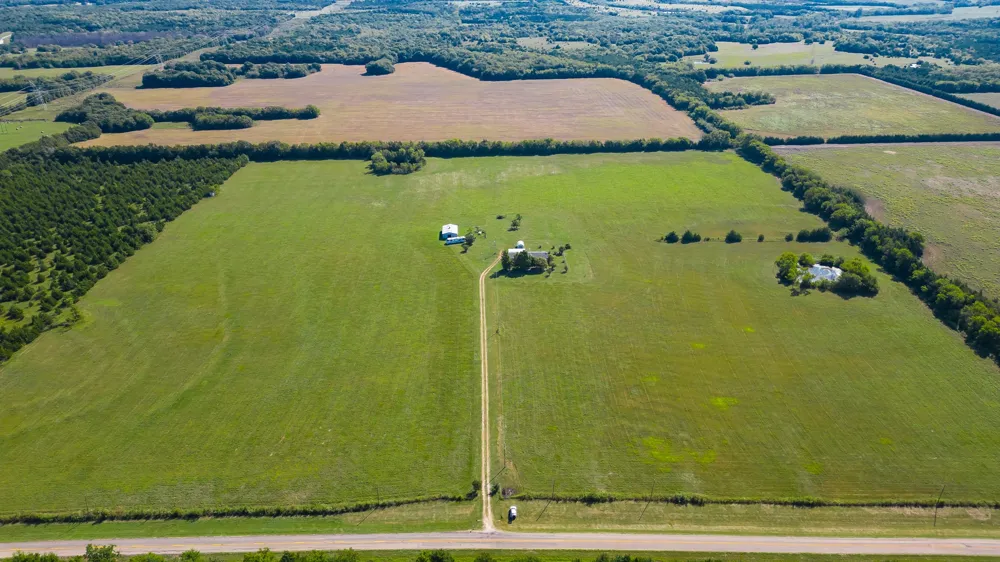 5484 Fm 1743 Windom, TX 75492