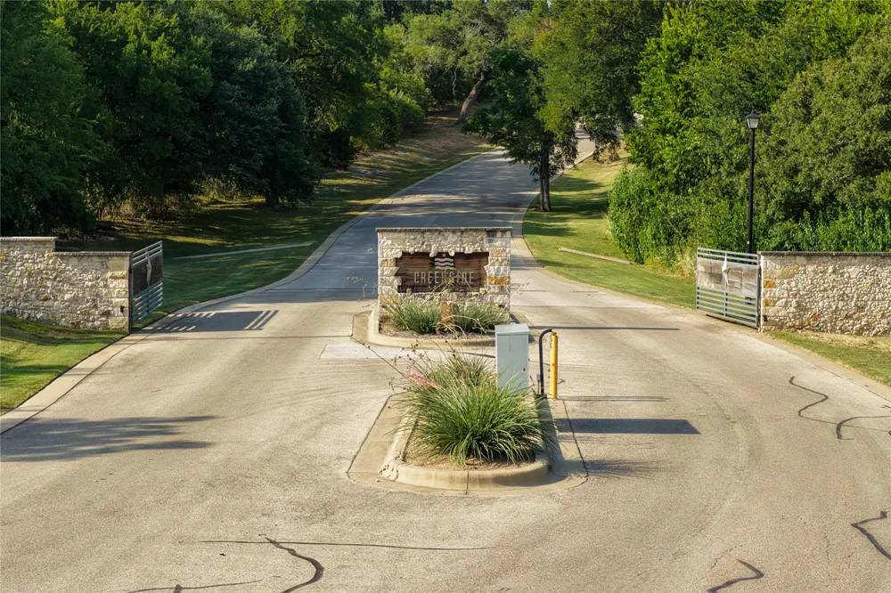 654 Creekside Drive Belton, TX 76513