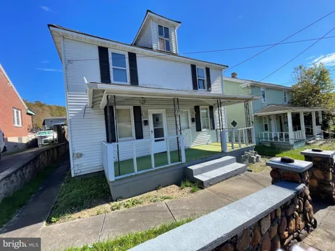 224 GREEN STREET