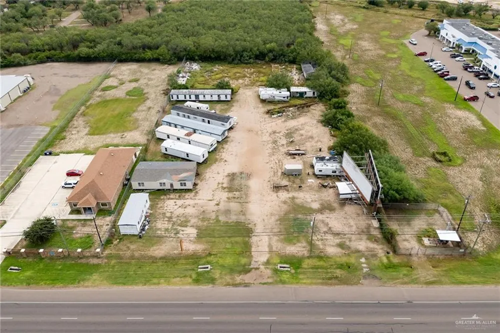 1012 Expressway 83 La Joya, TX 78560