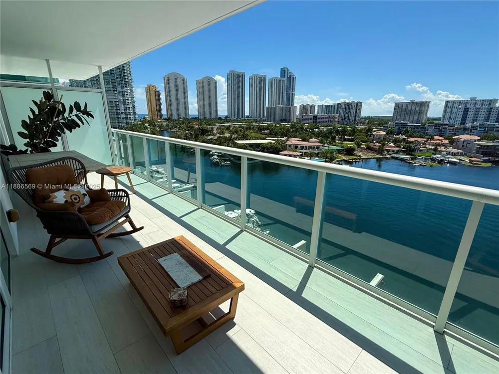 400 Sunny Isles Blvd #916 Sunny Isles Beach, FL 33160
