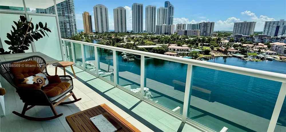 400 Sunny Isles Blvd #916 Sunny Isles Beach, FL 33160