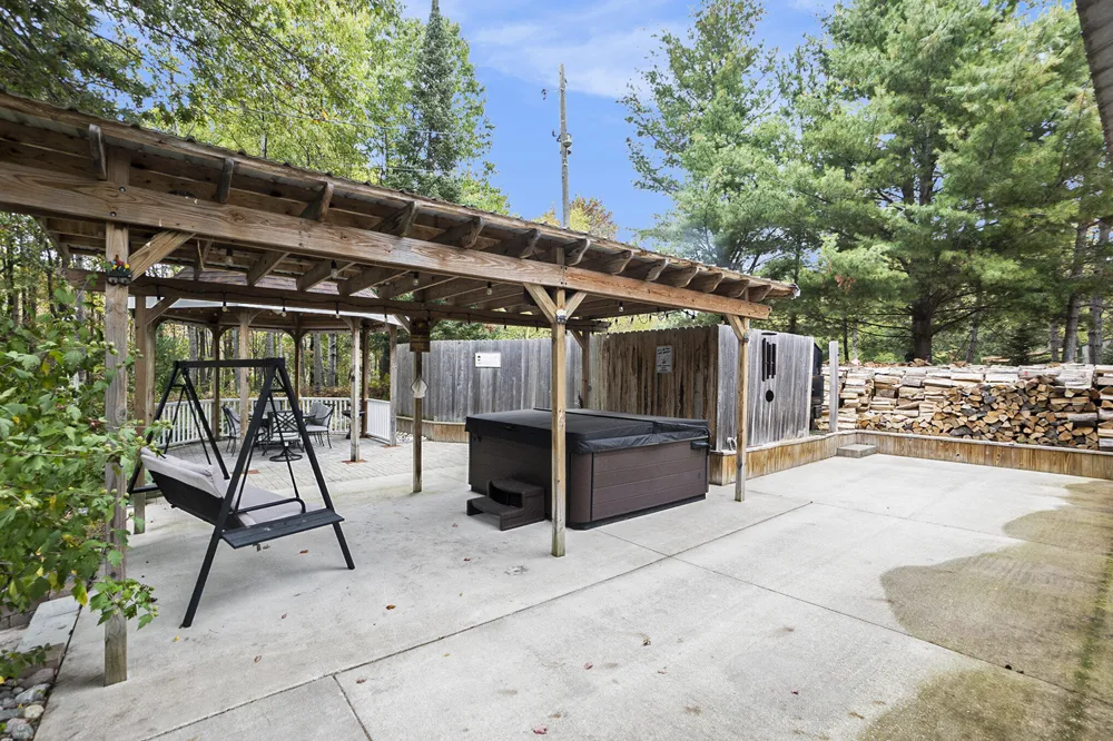 2697 176th Avenue Walkerville, MI 49459