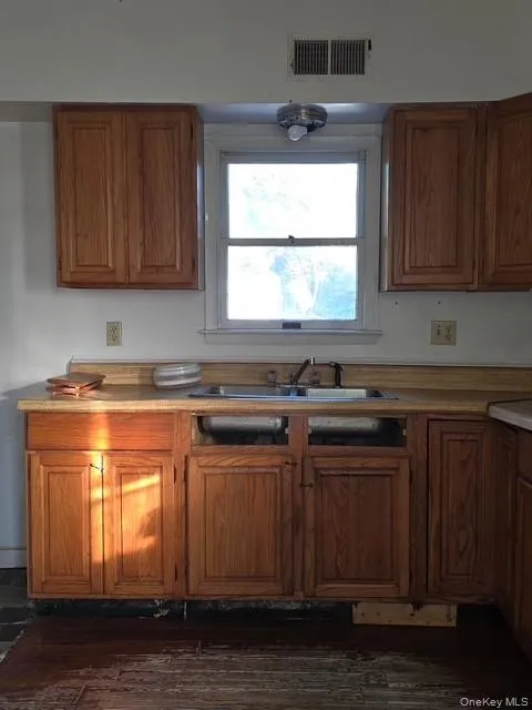 1069 Route 44 55 Clintondale, NY 12515