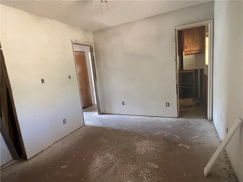 129 Mystic Drive George West, TX 78022