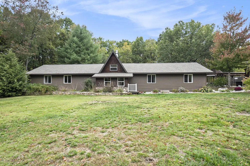 2697 176th Avenue Leavitt Township, MI 49459