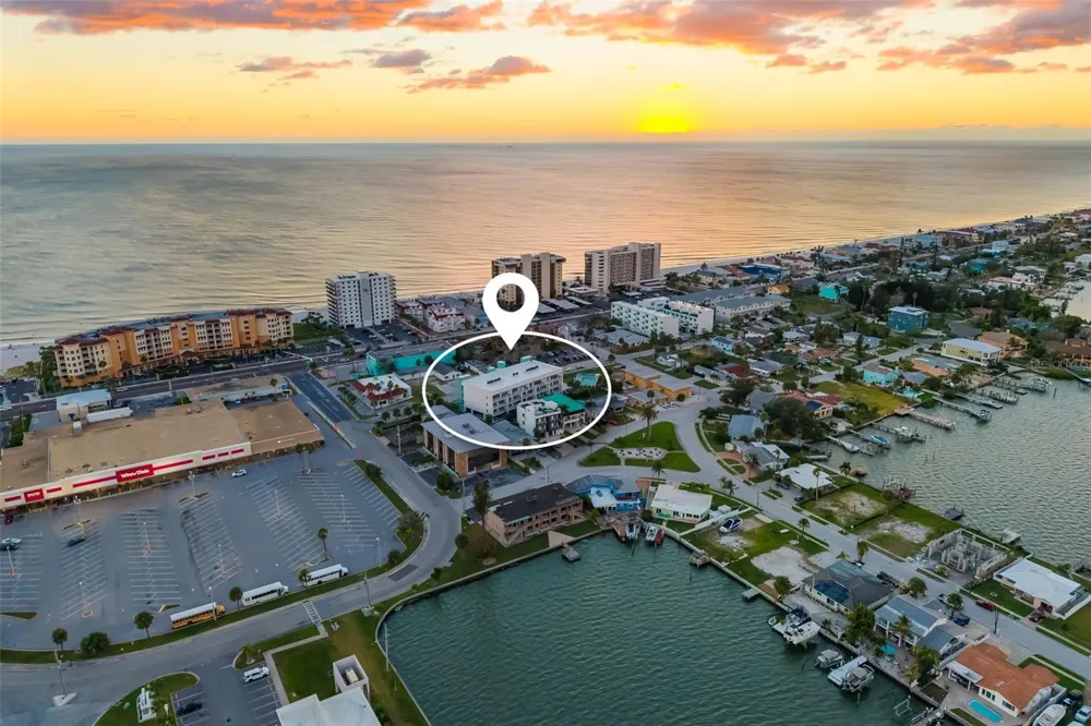15305 1ST STREET E #201 Madeira Beach, FL 33708