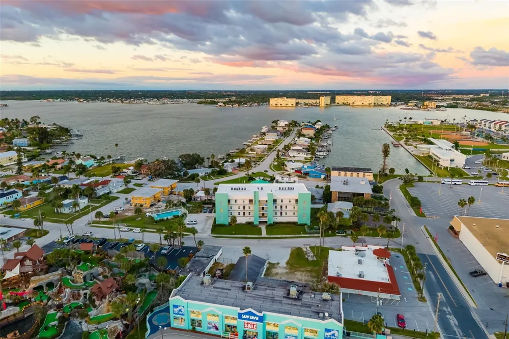 15305 1ST STREET E #201 Madeira Beach, FL 33708