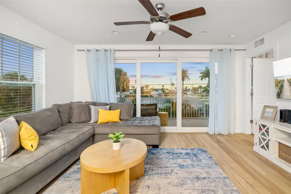 15305 1ST STREET E #201 Madeira Beach, FL 33708